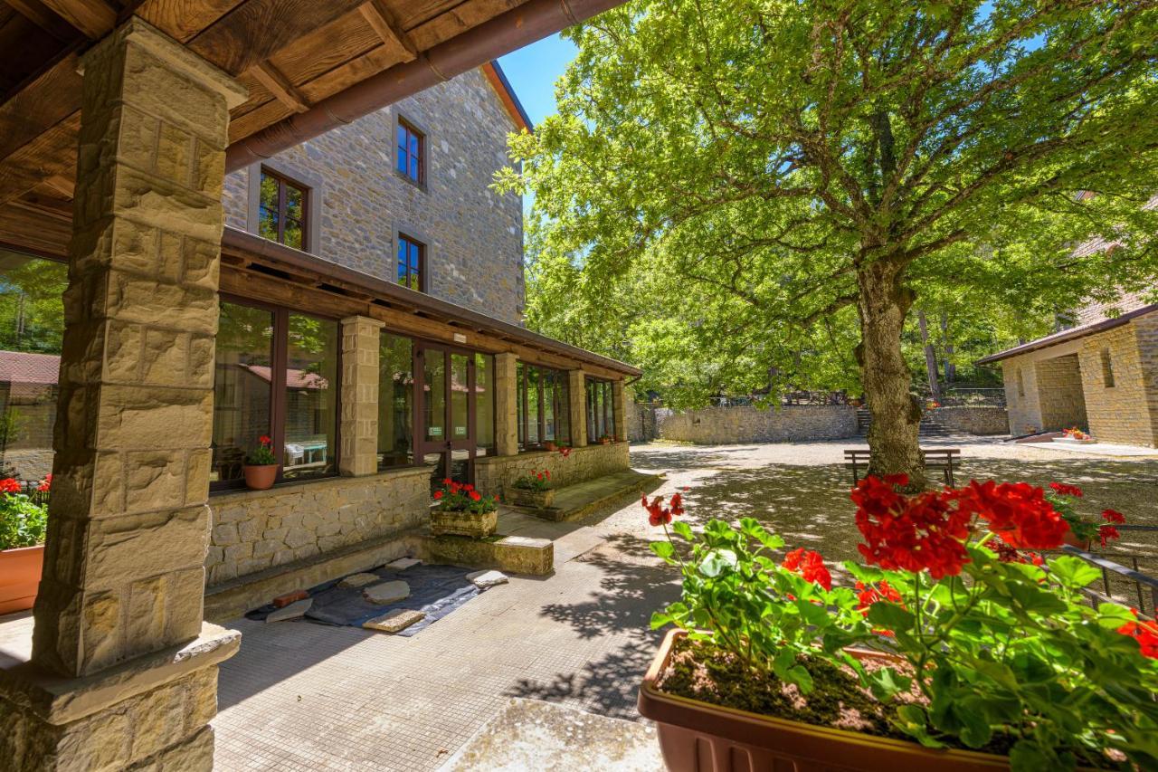Casa Perferie “Pastor Angelicus” Hotel ลาแวร์นา ภายนอก รูปภาพ