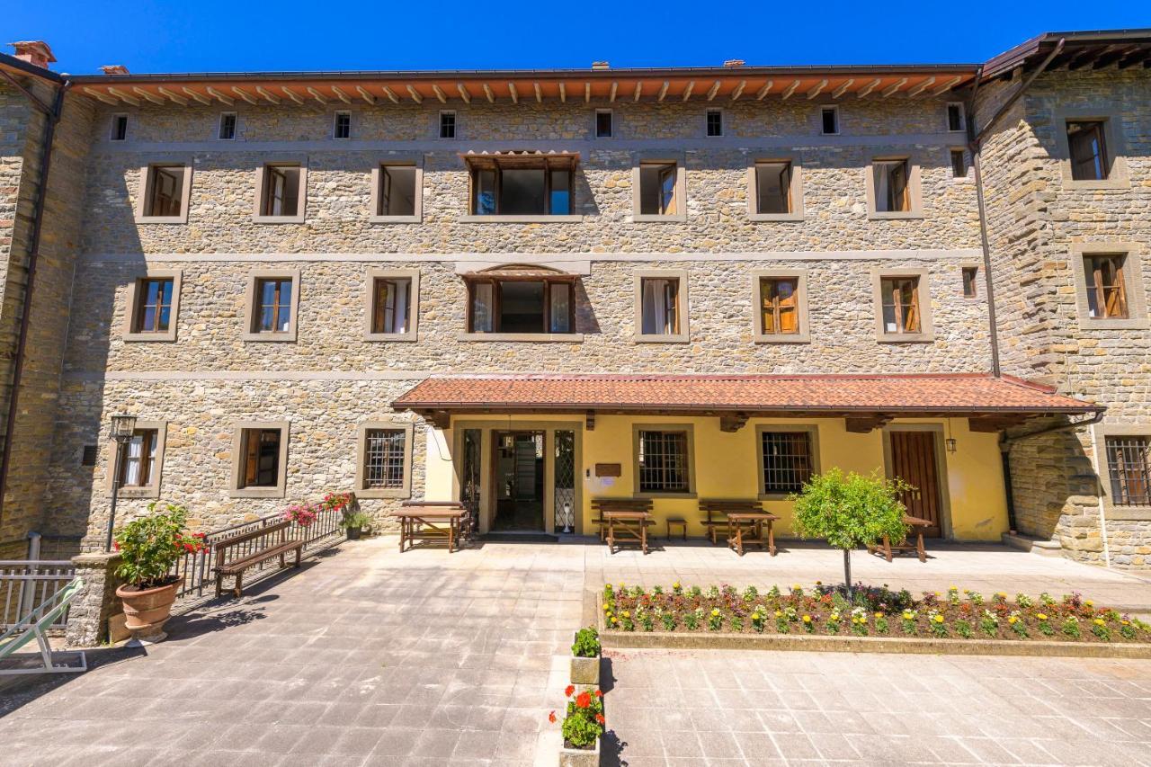 Casa Perferie “Pastor Angelicus” Hotel ลาแวร์นา ภายนอก รูปภาพ